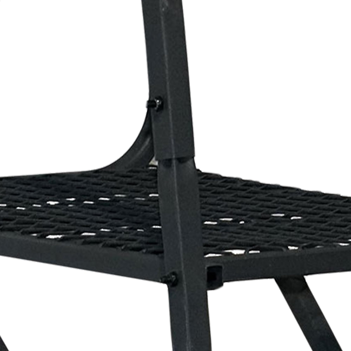 Ladder Treestand with Flip Back Seat E570