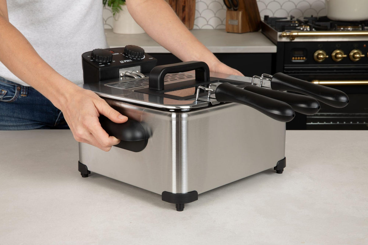 4.5L Stainless Steel Electric Deep Fryer with Basket U438774
